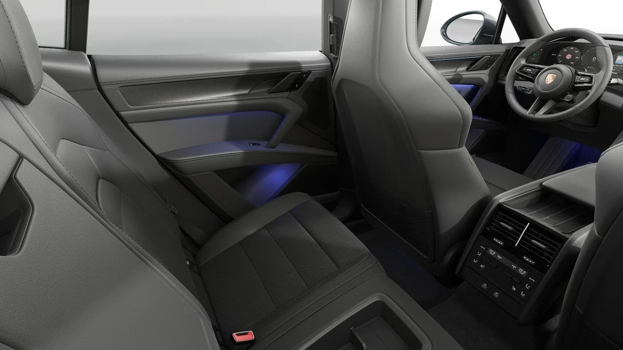 2026 Porsche 9Y0/9Y3 Cayenne Coupe - Image 14 of 14