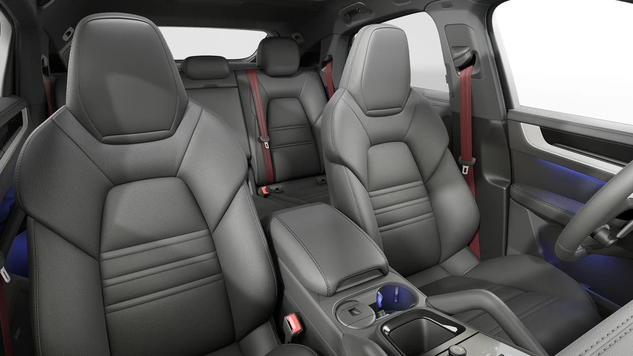 2026 Porsche 9Y0/9Y3 Cayenne Coupe - Image 12 of 14