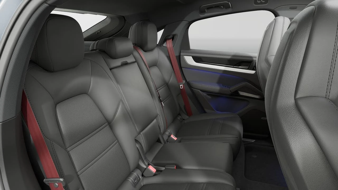 2026 Porsche 9Y0/9Y3 Cayenne Coupe - Image 13 of 14