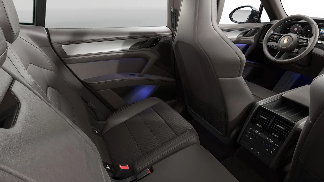 2026 Porsche 9Y0/9Y3 Cayenne S - Image 14 of 14