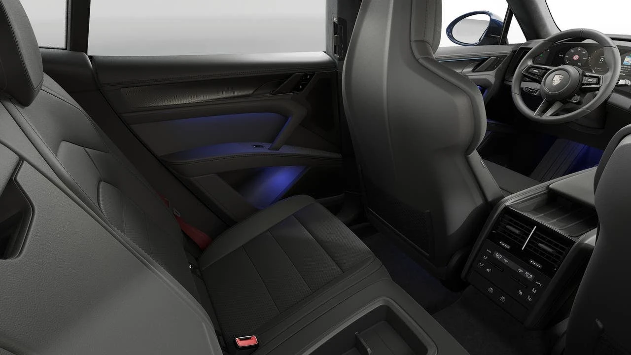 2026 Porsche 9Y0/9Y3 Cayenne Coupe - Image 14 of 14