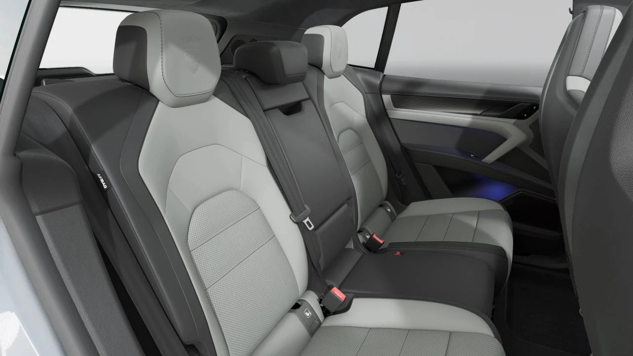 2026 Porsche 9Y0/9Y3 Cayenne Turbo - Image 13 of 14