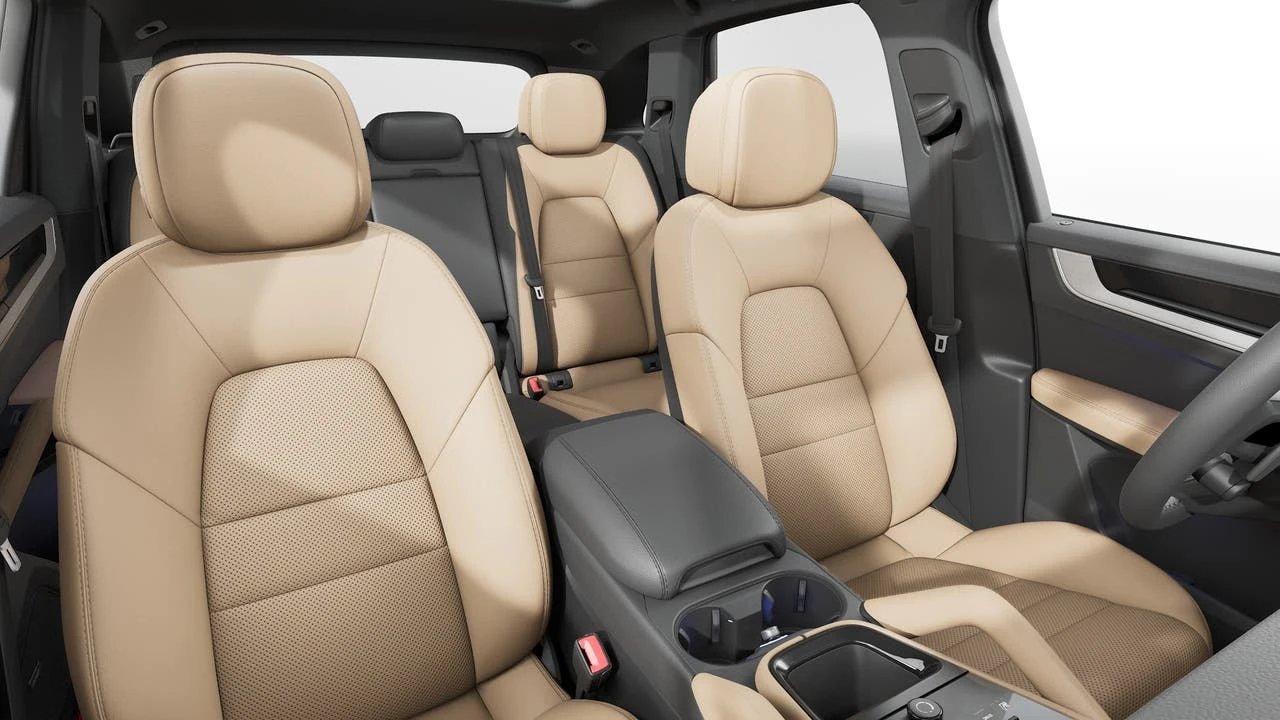 2026 Porsche 9Y0/9Y3 Cayenne - Image 12 of 14