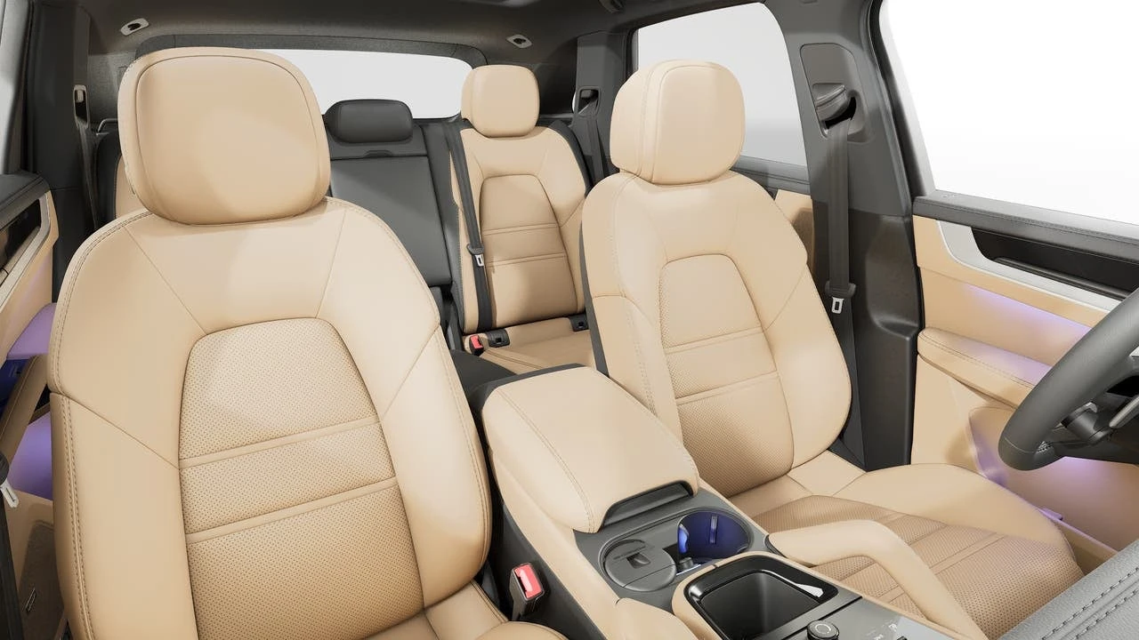 2026 Porsche 9Y0/9Y3 Cayenne - Image 12 of 14