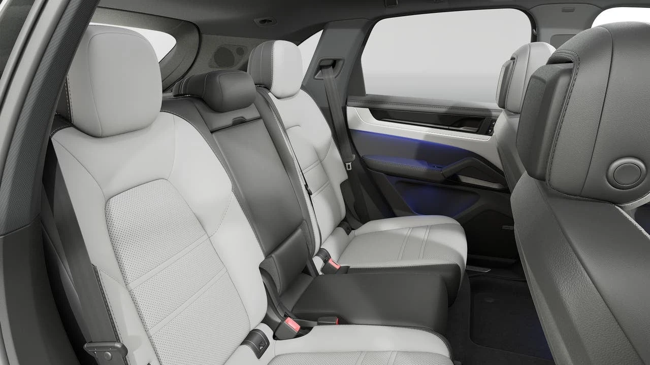 2026 Porsche 9Y0/9Y3 Cayenne - Image 13 of 14