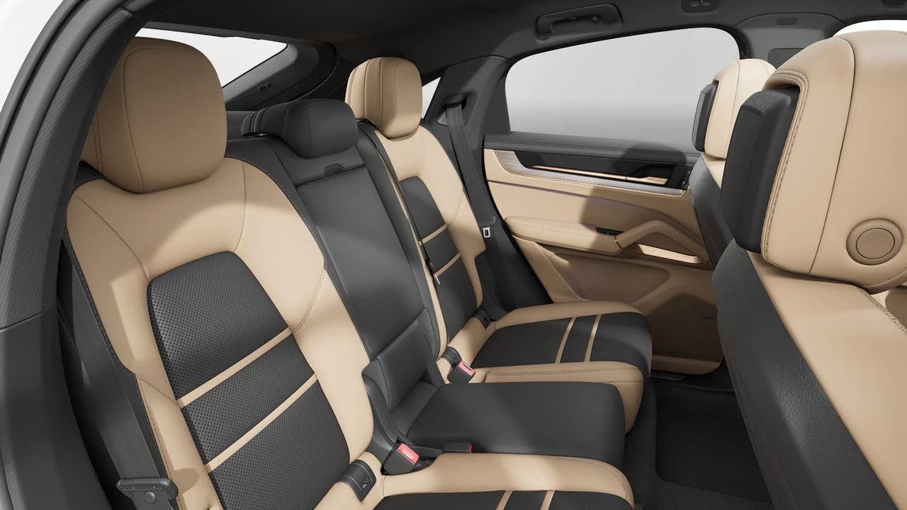 2026 Porsche 9Y0/9Y3 Cayenne Coupe - Image 13 of 14