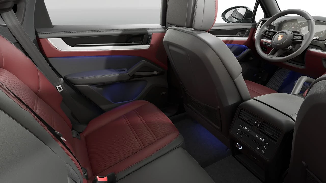 2026 Porsche 9Y0/9Y3 Cayenne Coupe - Image 14 of 14
