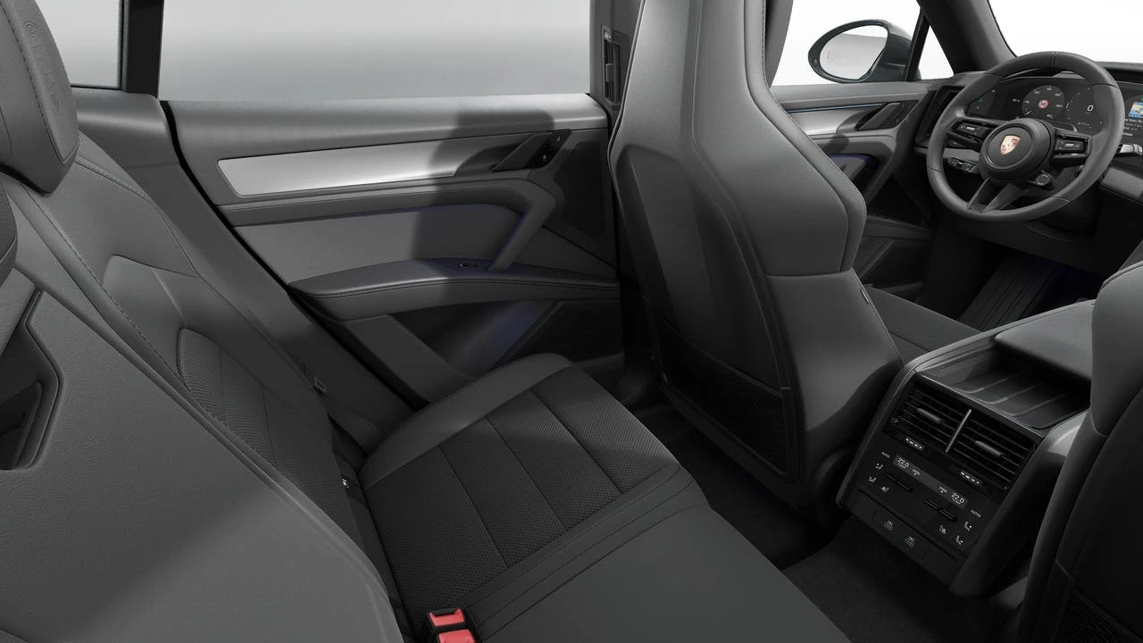 2026 Porsche 9Y0/9Y3 Cayenne Coupe - Image 14 of 14