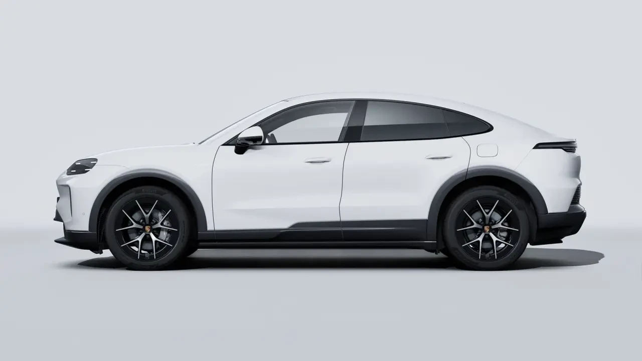 2026 Porsche 9Y0/9Y3 Cayenne Coupe - Image 16 of 31
