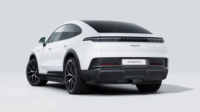 2026 Porsche 9Y0/9Y3 Cayenne Coupe - Image 18 of 30