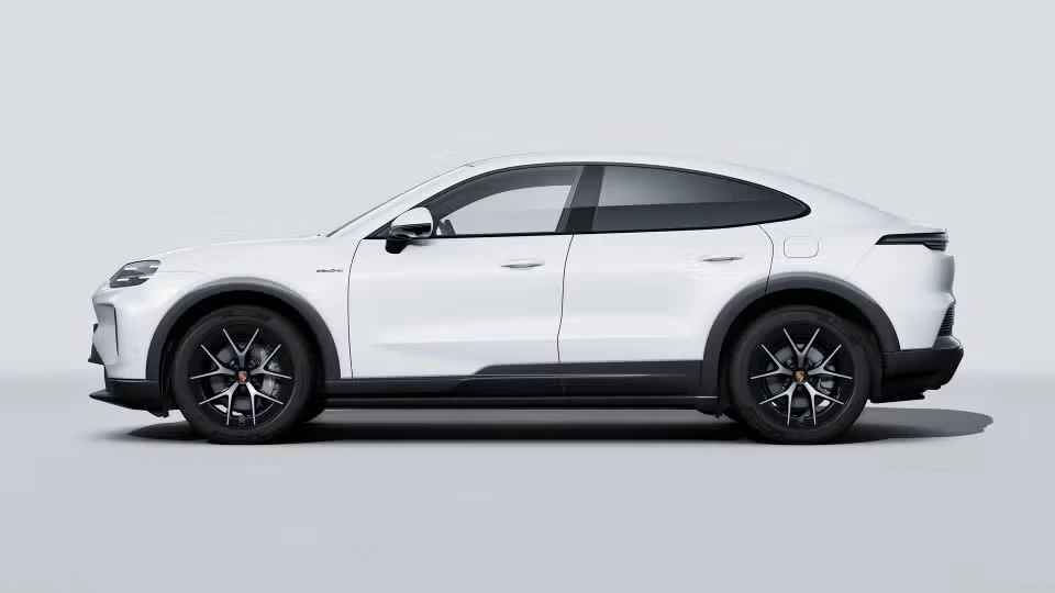 2026 Porsche 9Y0/9Y3 Cayenne Coupe - Image 11 of 30