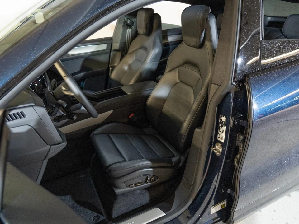 2026 Porsche 9Y0/9Y3 Cayenne Coupe - Image 5 of 27