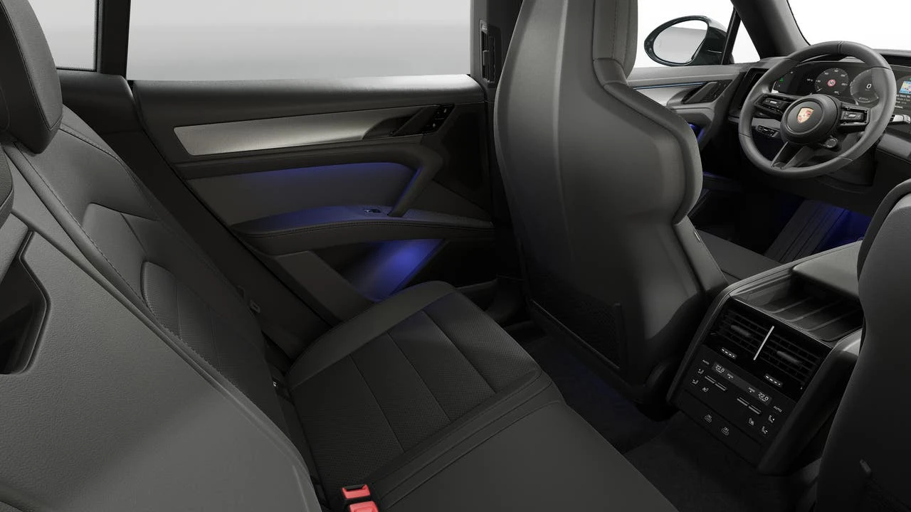 2026 Porsche 9Y0/9Y3 Cayenne Coupe - Image 14 of 14