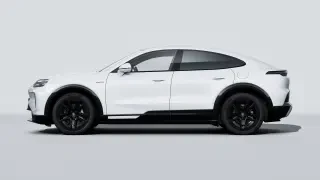 2026 Porsche 9Y0/9Y3 Cayenne Coupe - Image 13 of 30
