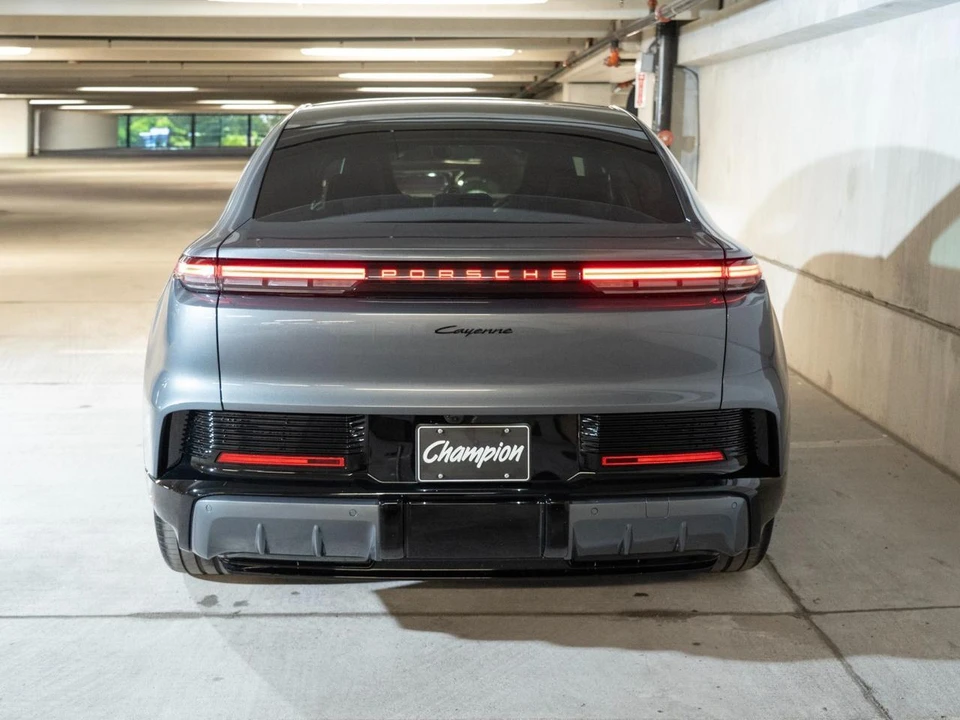 2026 Porsche 9Y0/9Y3 Cayenne Coupe - Image 6 of 23