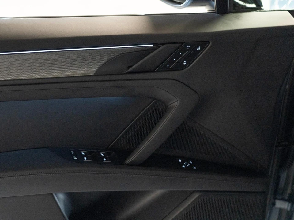 2026 Porsche 9Y0/9Y3 Cayenne Coupe - Image 14 of 23