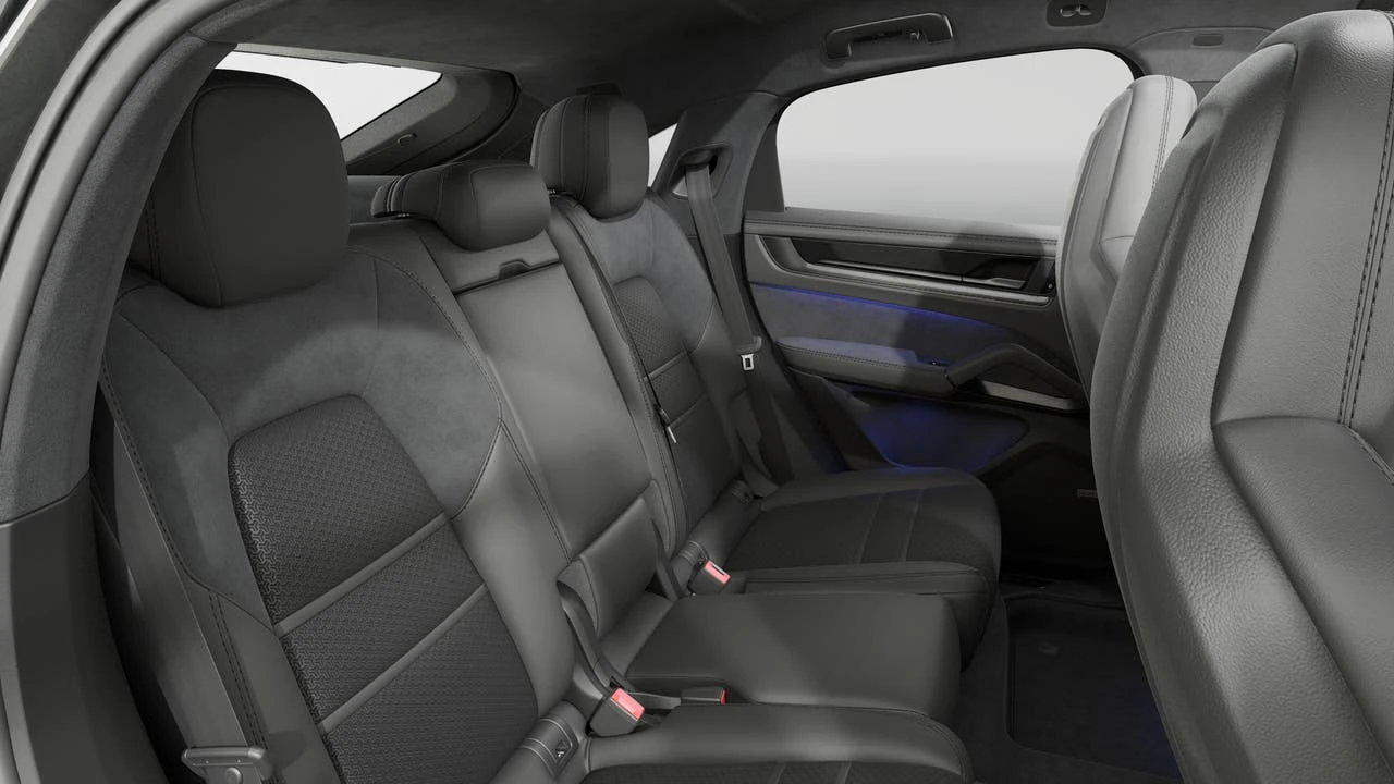 2026 Porsche 9Y0/9Y3 Cayenne Coupe - Image 13 of 14