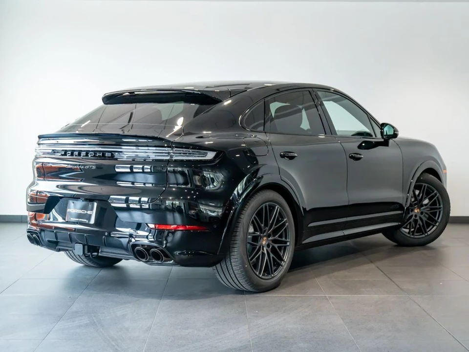 2026 Porsche 9Y0/9Y3 Cayenne Coupe - Image 8 of 31