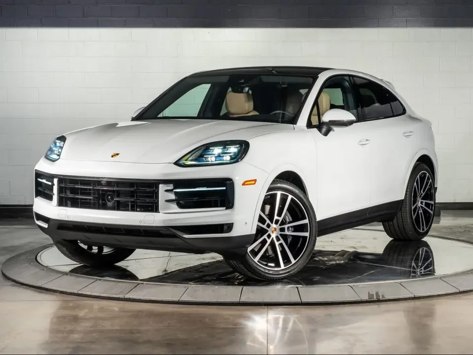 2026 Porsche 9Y0/9Y3 Cayenne - Image 12 of 13
