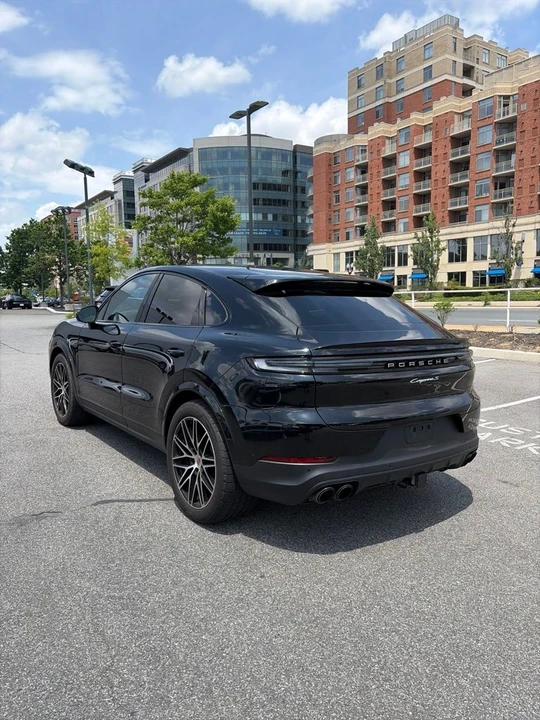2026 Porsche - Image 3 of 5
