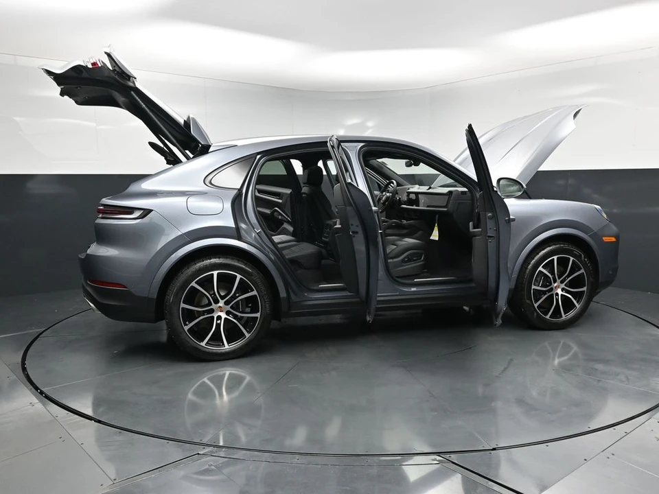 2026 Porsche 9Y0/9Y3 Cayenne - Image 31 of 31