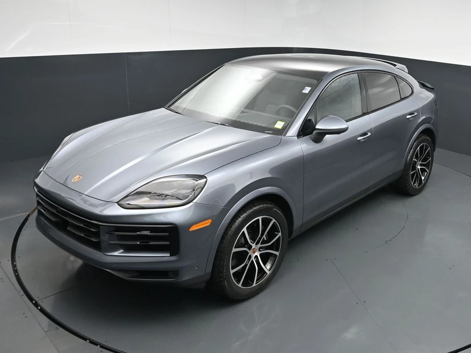 2026 Porsche 9Y0/9Y3 Cayenne - Image 12 of 31