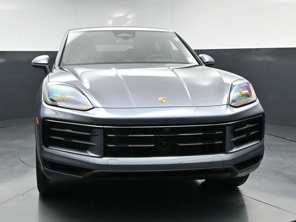 2026 Porsche 9Y0/9Y3 Cayenne - Image 11 of 31