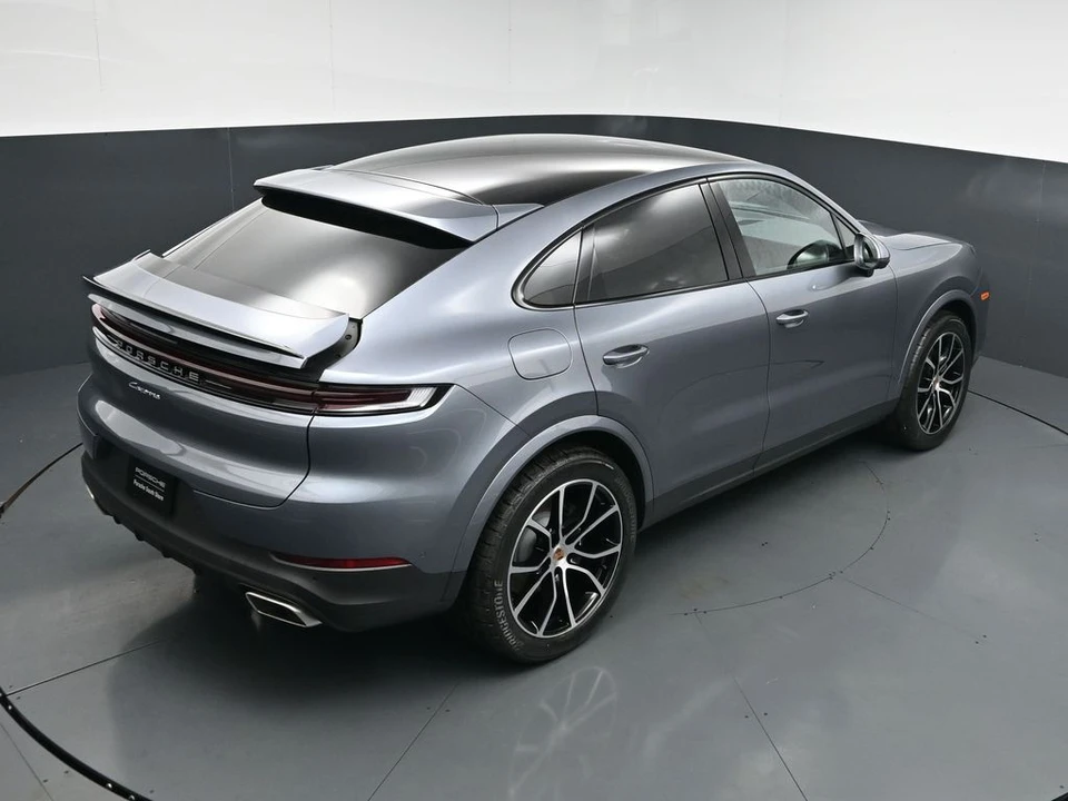 2026 Porsche 9Y0/9Y3 Cayenne - Image 16 of 31