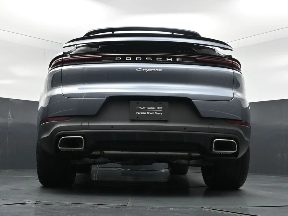 2026 Porsche 9Y0/9Y3 Cayenne - Image 23 of 31