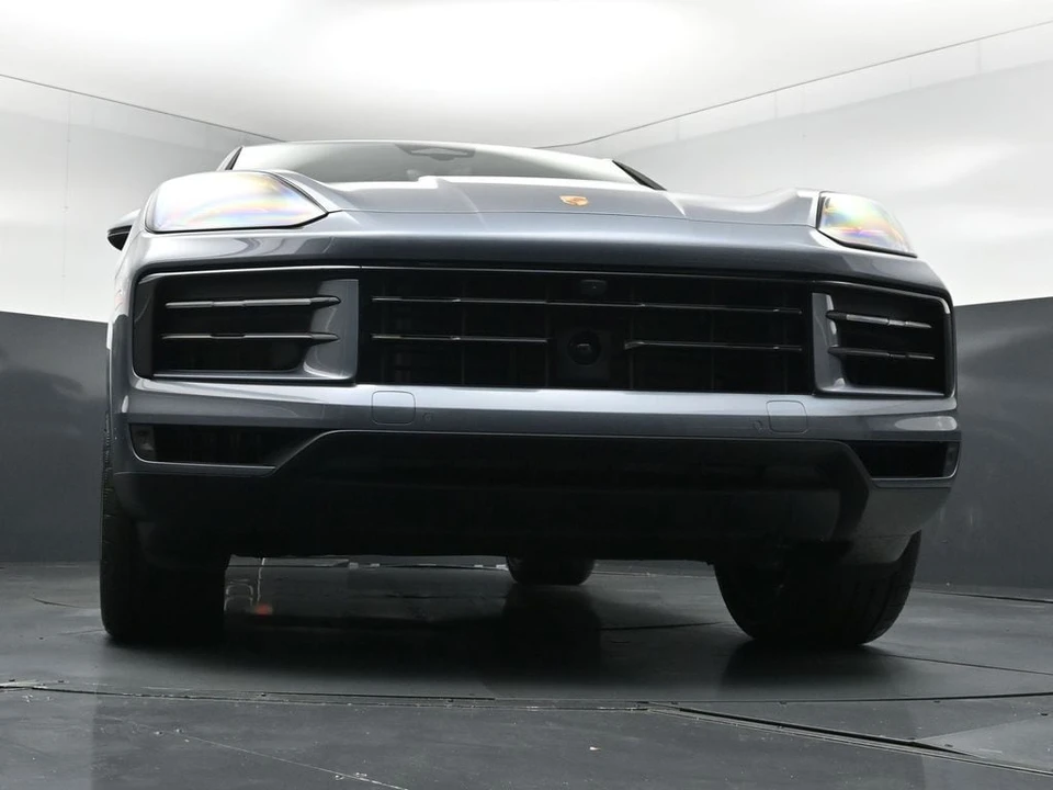 2026 Porsche 9Y0/9Y3 Cayenne - Image 27 of 31