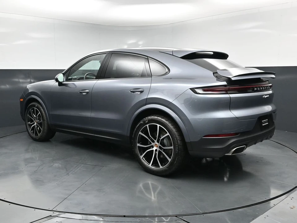 2026 Porsche 9Y0/9Y3 Cayenne - Image 3 of 31