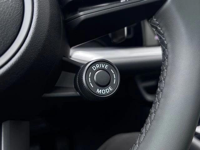 2026 Porsche 9Y0/9Y3 Cayenne - Image 18 of 31