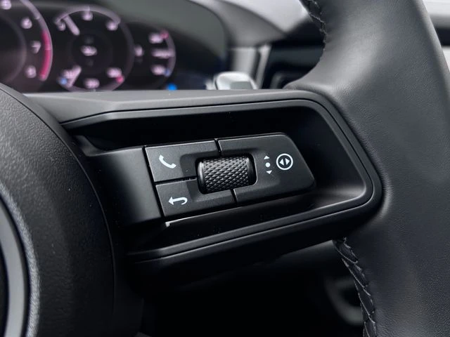 2026 Porsche 9Y0/9Y3 Cayenne - Image 17 of 31