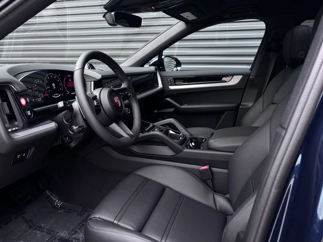2026 Porsche 9Y0/9Y3 Cayenne - Image 4 of 31