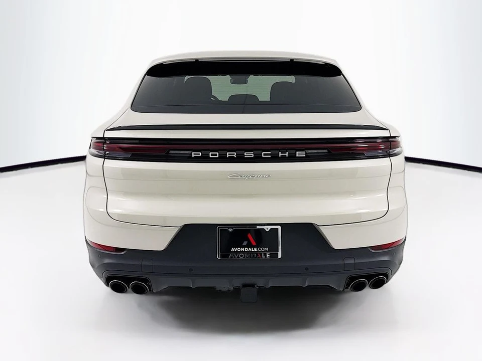 2026 Porsche 9Y0/9Y3 Cayenne Coupe - Image 10 of 31