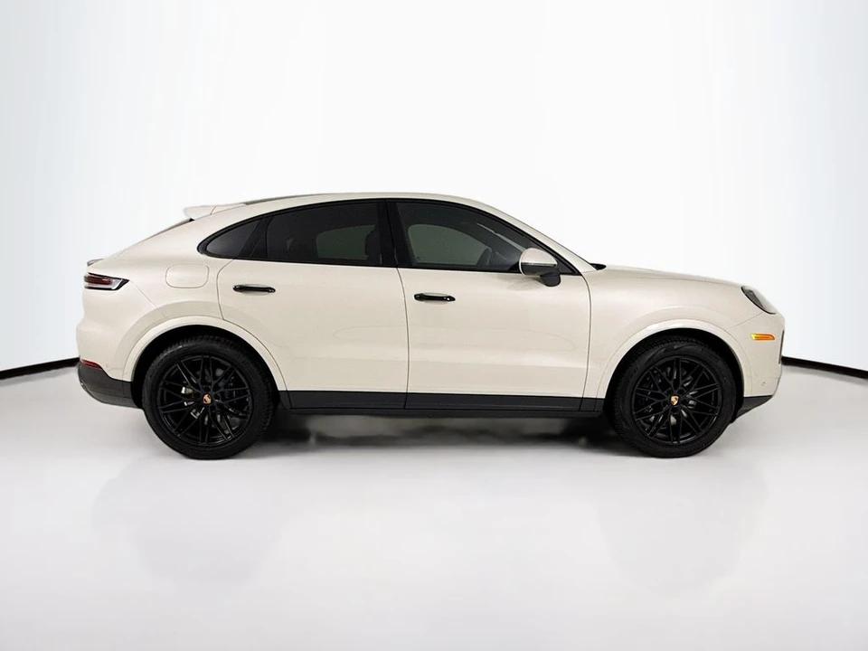 2026 Porsche 9Y0/9Y3 Cayenne Coupe - Image 8 of 31