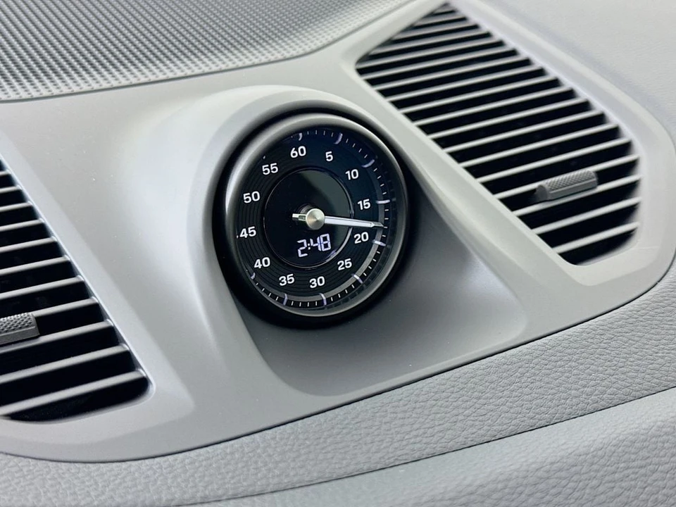 2026 Porsche 9Y0/9Y3 Cayenne Coupe - Image 19 of 31
