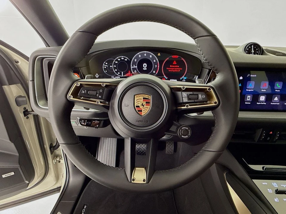 2026 Porsche 9Y0/9Y3 Cayenne Coupe - Image 17 of 31