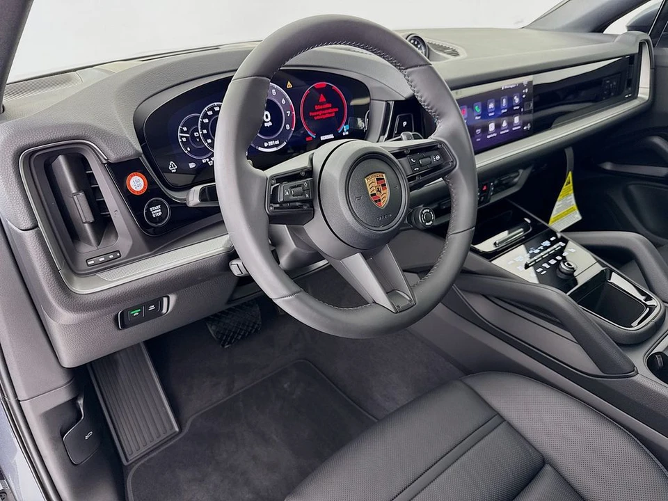 2026 Porsche 9Y0/9Y3 Cayenne Coupe - Image 4 of 31