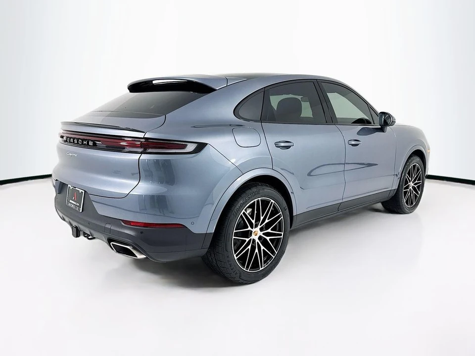2026 Porsche 9Y0/9Y3 Cayenne Coupe - Image 9 of 31