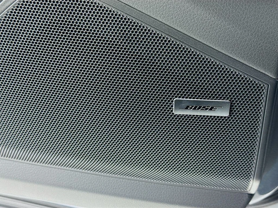 2026 Porsche 9Y0/9Y3 Cayenne Coupe - Image 13 of 31