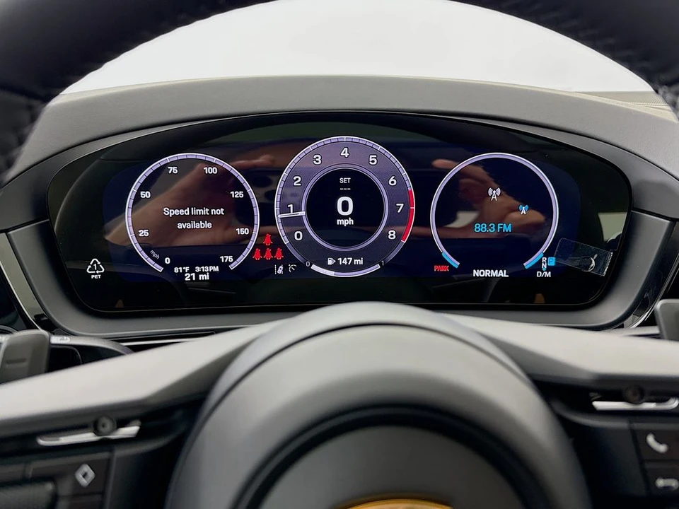 2026 Porsche 9Y0/9Y3 Cayenne Coupe - Image 18 of 31