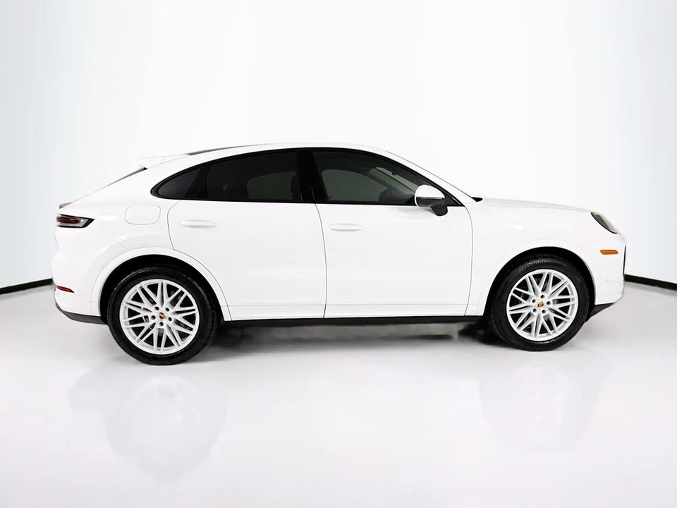 2026 Porsche 9Y0/9Y3 Cayenne Coupe - Image 8 of 31