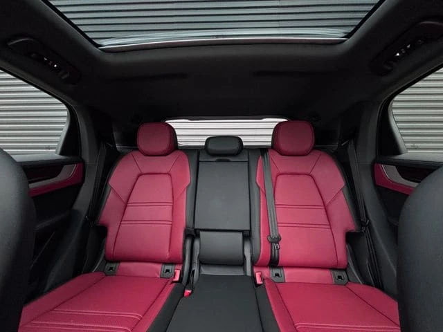 2026 Porsche 9Y0/9Y3 Cayenne - Image 29 of 31