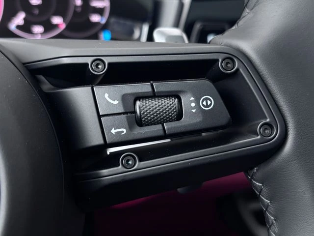 2026 Porsche 9Y0/9Y3 Cayenne - Image 18 of 31