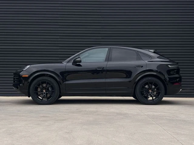 2026 Porsche 9Y0/9Y3 Cayenne - Image 3 of 31