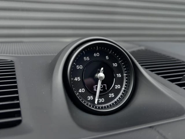2026 Porsche 9Y0/9Y3 Cayenne - Image 22 of 31