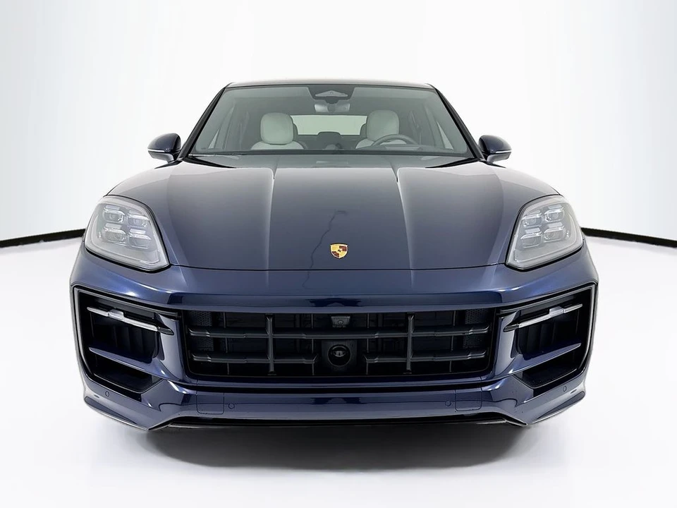 2026 Porsche 9Y0/9Y3 Cayenne Coupe - Image 6 of 31