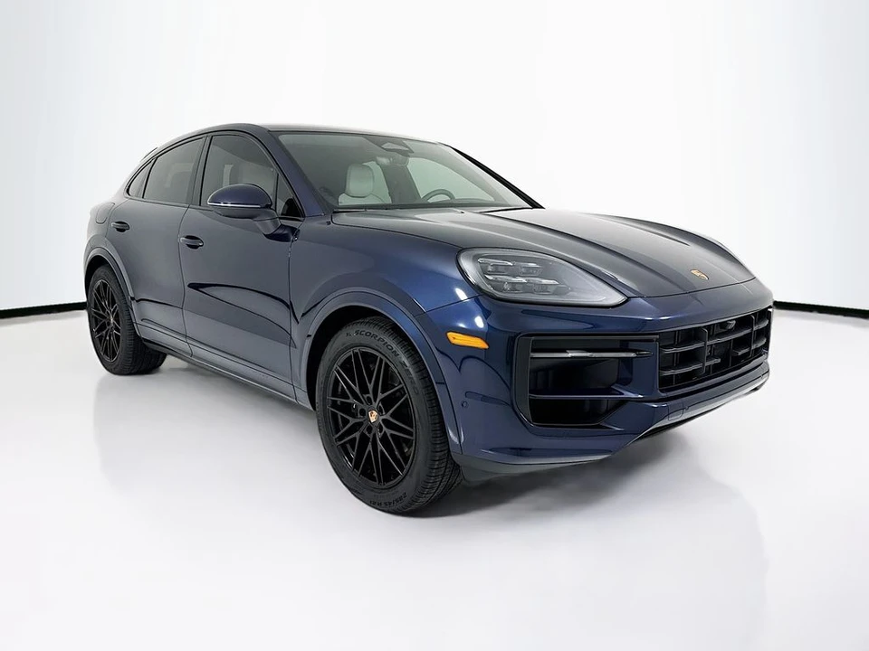 2026 Porsche 9Y0/9Y3 Cayenne Coupe - Image 7 of 31