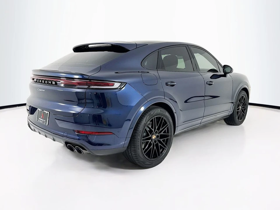 2026 Porsche 9Y0/9Y3 Cayenne Coupe - Image 9 of 31